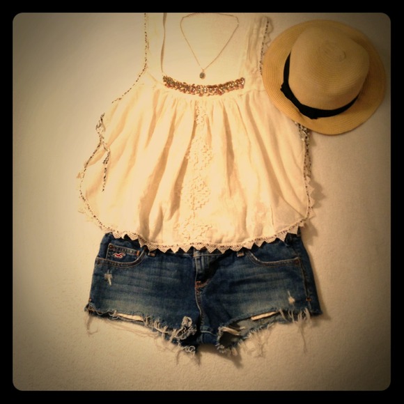 ✋Reserve✋ Vintage ivory Free People tank top 💖💋