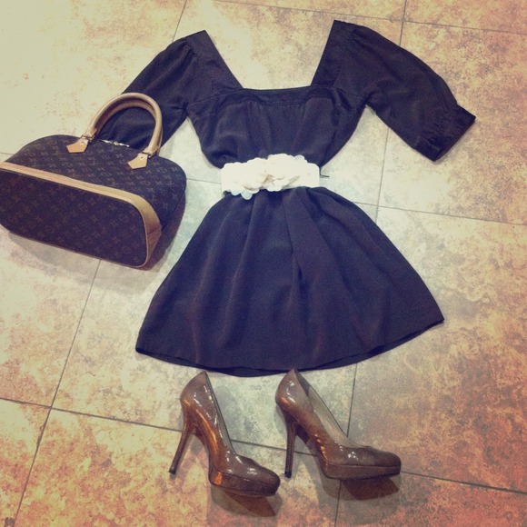 Banana Republic brown dress