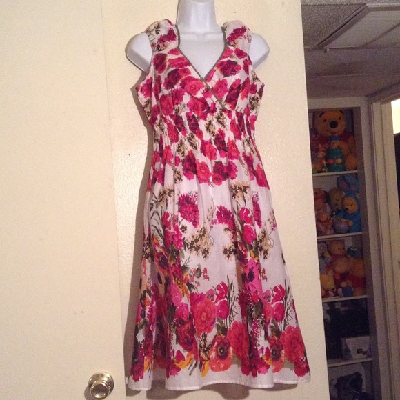 missy dress casual floral - Picture 3 of 3