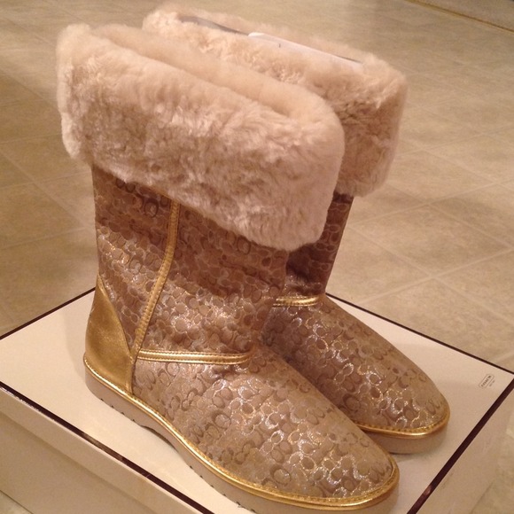 coach ugg style boots