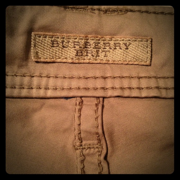 💥Reserved for Titan💥100% authentic Burberry
