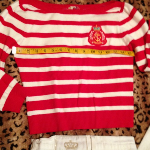 NWOT red/white anchor's away top size Med F21 - Picture 2 of 4