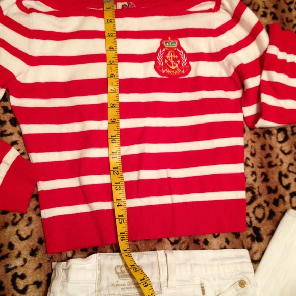 NWOT red/white anchor's away top size Med F21 - Picture 3 of 4