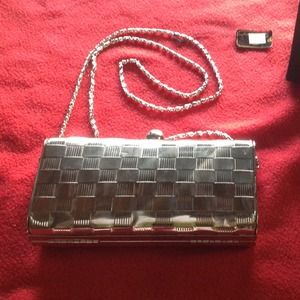 Tin Clutch