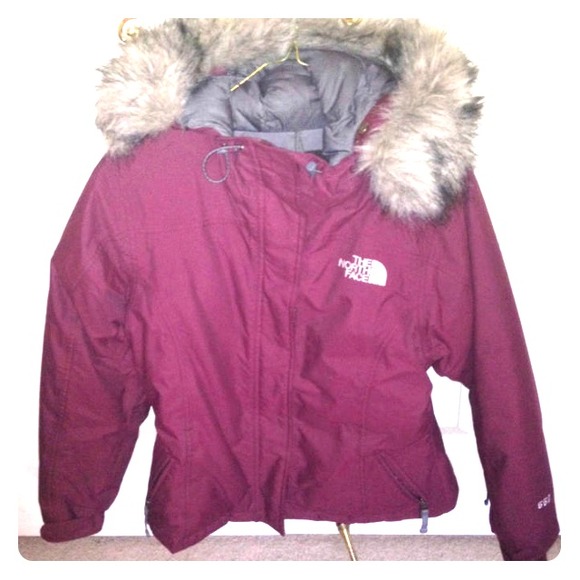 🔥SOLD🔥North Face Greenland Jacket Cranberry