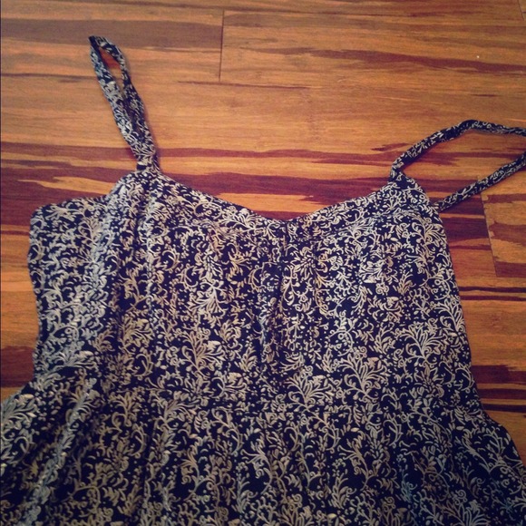 Black and White Patterned Casual Dress