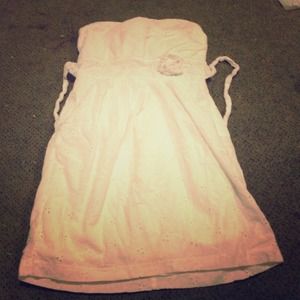 White strapless dress