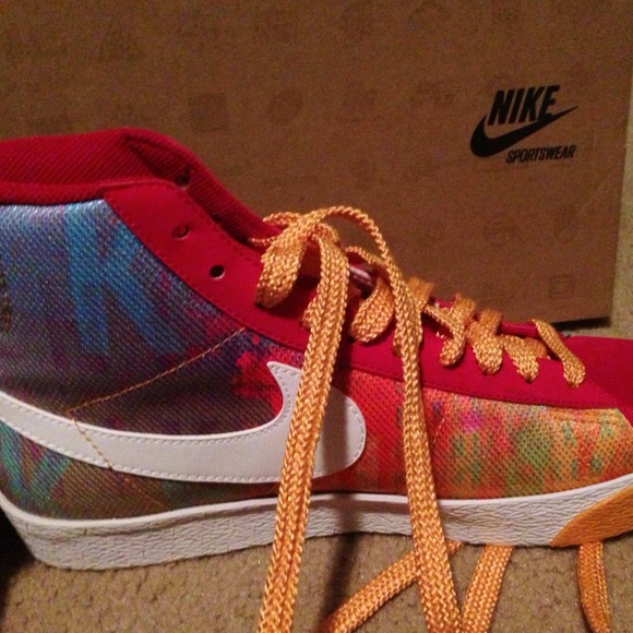Retro Nike blazer high tops - Picture 2 of 2