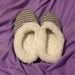 Dearfoams® slippers