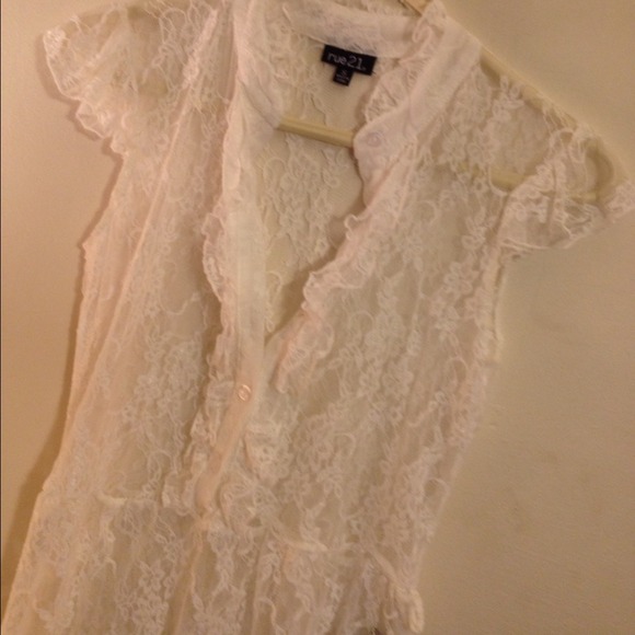 Allover lace button up top. - Picture 2 of 3
