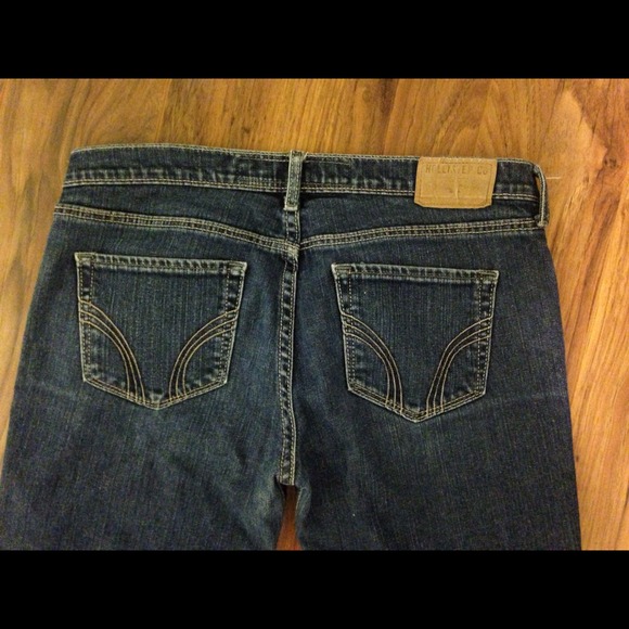 🌟REDUCED. Hollister jeans - Picture 2 of 3