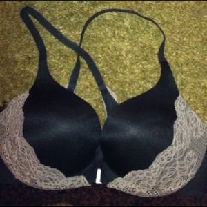 VS incredible front closure racer back push up