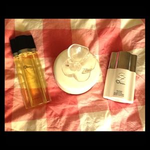 Oscar de la Renta perfume set