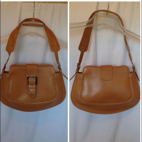 🌟REDUCED🌟TOD'S Tan Leather Shoulder Saddle Bag