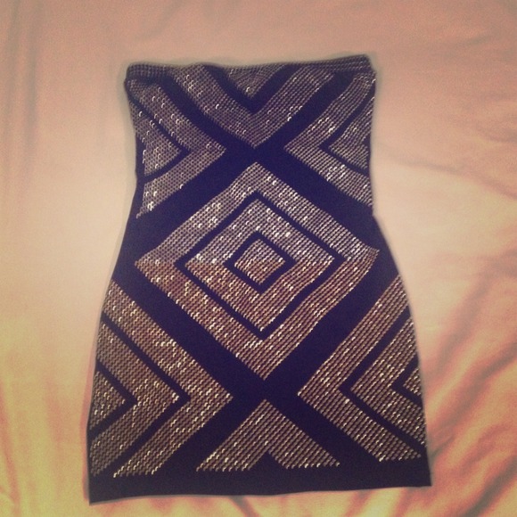 Sexy club dress with gold and silver tiny studs.