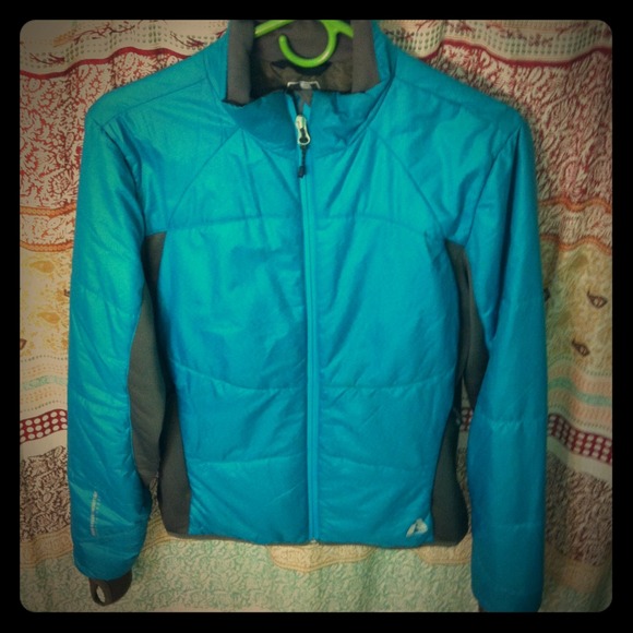 SOLD SOLD SOLD 😀  1st Ascent Primaloft  jacket