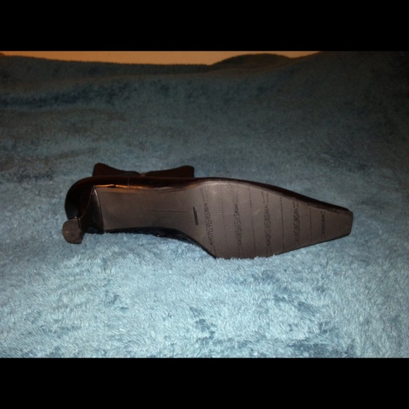 MAKE OFFER! NEW Blk Stuart Weitzman Boot - Picture 2 of 3