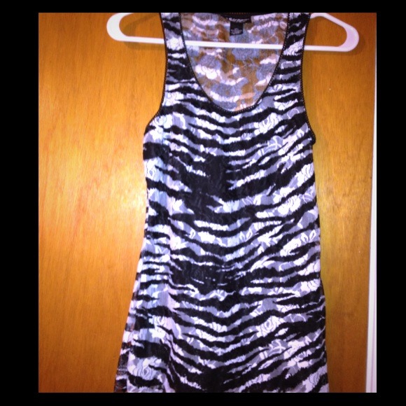 Zebra stripe tank