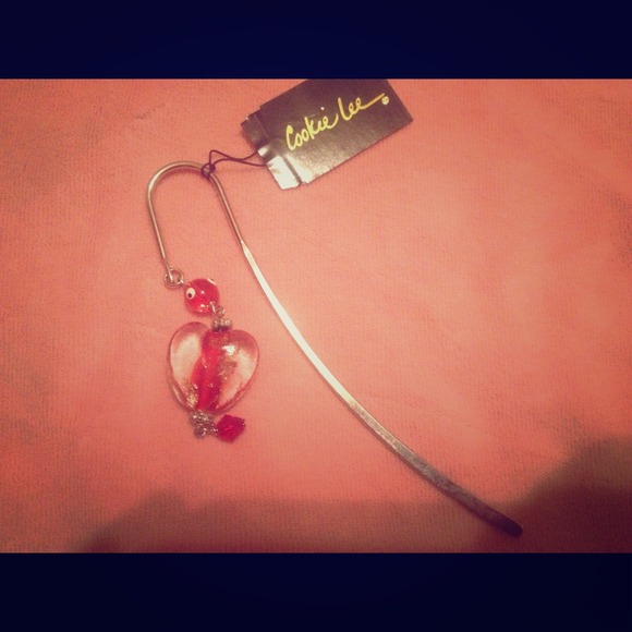 Cookie lee red book mark!