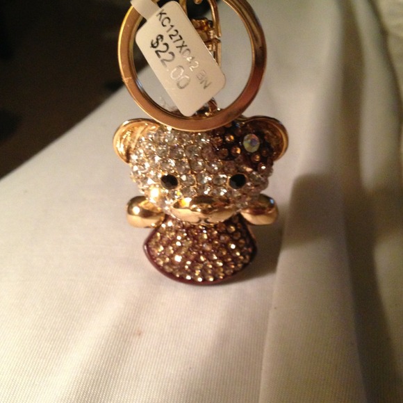 A teddy bear crystal keychain - Picture 1 of 3