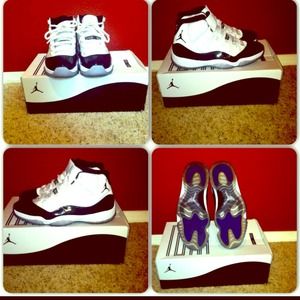 ⚠SOLD⚠Jordan XIs Retro Concords⚠SOLD⚠