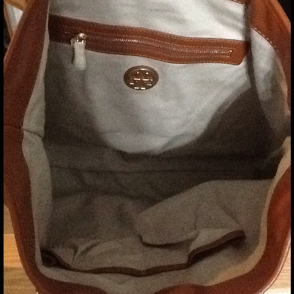 💋SOLD💋 NWT Tory Burch Brown Verona Lrge Tote - Picture 4 of 4