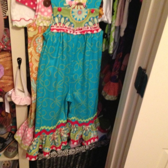 Custom romper - Picture 3 of 4