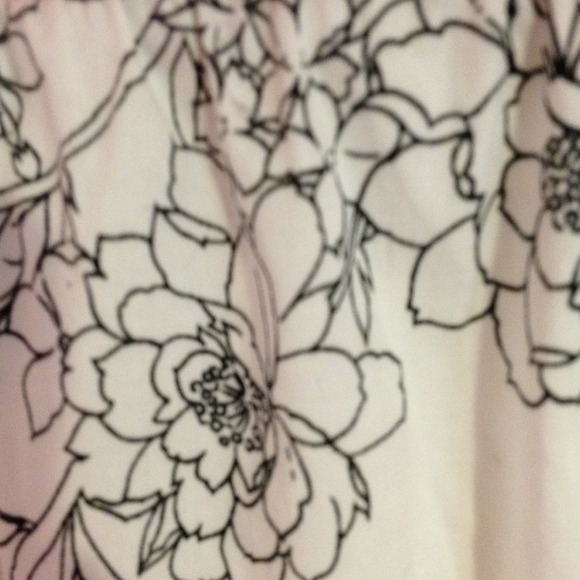 Floral dress - Picture 3 of 4