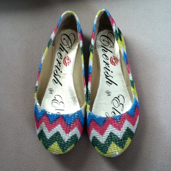 SOLD!!! Cherish women's flats
