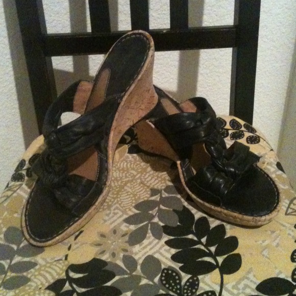 Sold on bundle - Picture 2 of 4