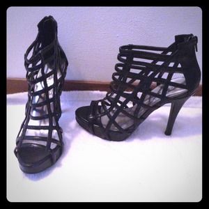 Only worn TWICE! Gladiator heels Size 7