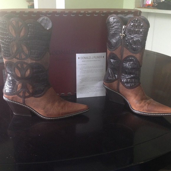 SOLD -Brown leather Donald Pliner boots
