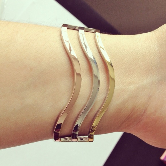 The Wave three tone bracelet - Picture 1 of 1