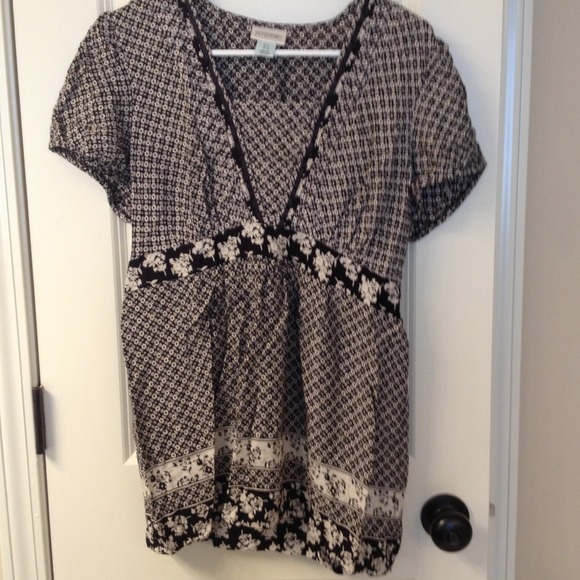 motherhood Tops - Empire cut maternity top
