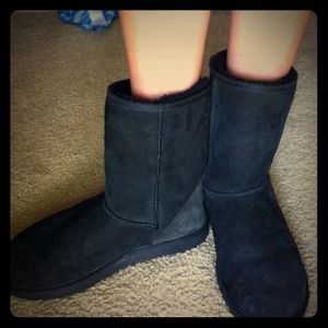 UGG Australia Boots Classic Short -@cmengg13