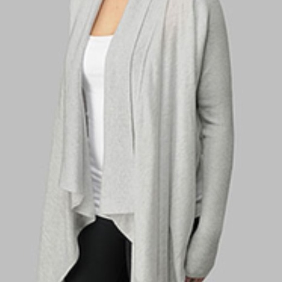 SOLD Lulu Zen Wrap - Picture 2 of 3