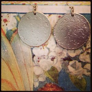 SOLD❤❤❤❤❤❤Big heavy gold earrings from Chicos