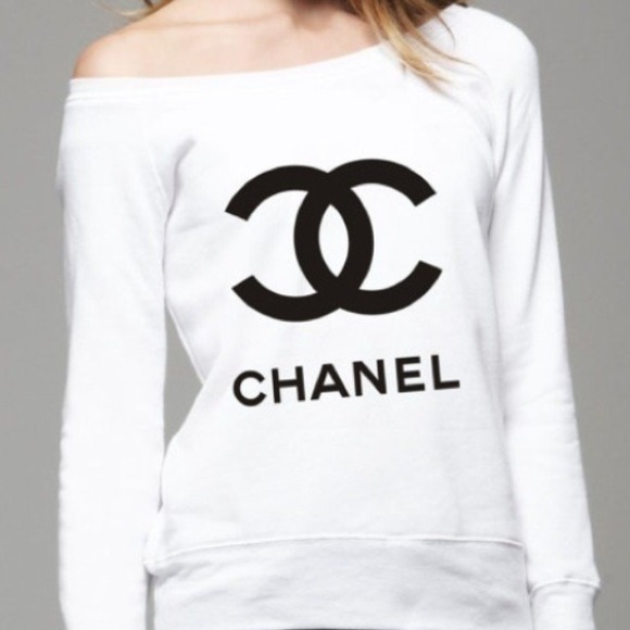 Chanel lightweight sweater