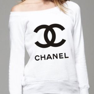 Chanel lightweight sweater