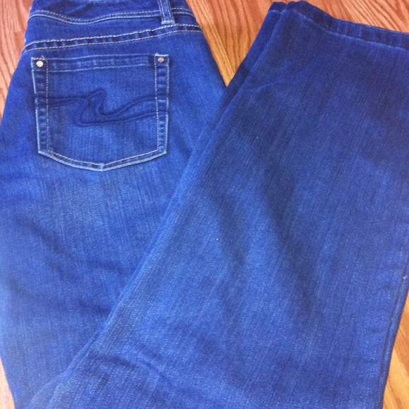 White House Black Market Blanc size 4 inseam 29