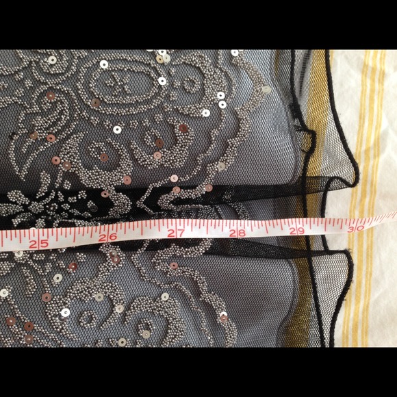 Dress - Picture 3 of 4