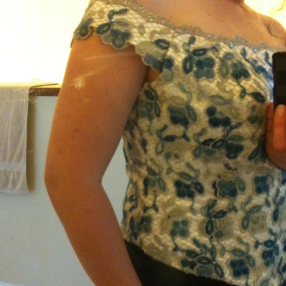 Fancy Top - Picture 2 of 4