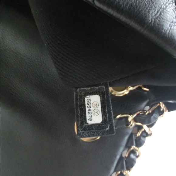 📦Sold📦💯Chanel classic flap - Picture 2 of 4