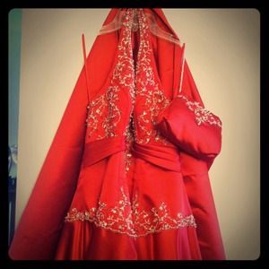 🌟Beautiful Prom/Pageant Gown!💚