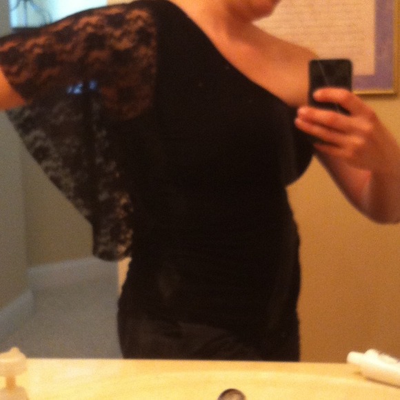 Top - Picture 3 of 4