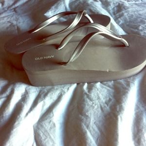 Grey size 7 platform flip flops