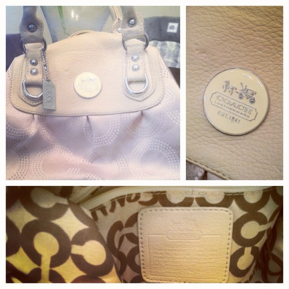 Coach small tan handbag preowned