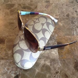 Coach Aviator sunglasses