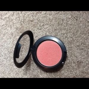 Mac sheertone in Peachykeen