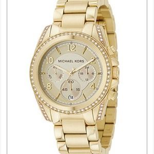 Looking for Michael kors gold women's watch!!!